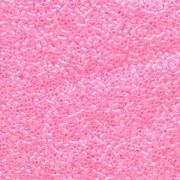 Miyuki Delica Perlen 1,6mm DB0244 lined Crystal light Pink 5gr