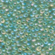 Miyuki Magatama Perlen 4mm 2134F transparent irisierend matte Pale Green ca 24gr