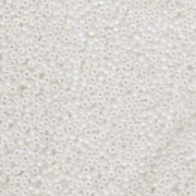 Miyuki Rocailles Perlen 3mm 0131FR transparent rainbow matt Clear ca 13gr