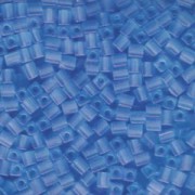 Miyuki Würfel Perlen, Cube, Square Beads 4mm 0148F transparent matt Light Blue 20gr