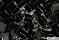 Miyuki Perlen Sharp Triangle Beads 2,5mm 0401 opaque Black 13 Gr.