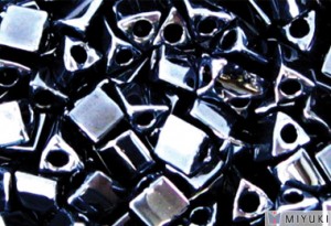 Miyuki Perlen Sharp Triangle Beads 2,5mm 0451 metallic Hematite 13 Gr.