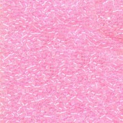 Miyuki Delica Perlen 2,2mm DBM0055 transparent rainbow Peachy Pink 7,2 Gr.