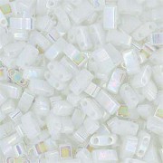 Miyuki Halb Tila Perlen 2,2x5mm rainbow opaque pearl White HTL0471 ca 7,8gr
