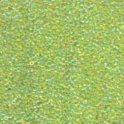 Miyuki Rocailles Perlen 2mm 0258 transparent rainbow Lime Green 12gr
