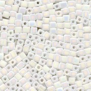 Miyuki Würfel Perlen, Cube, Square Beads 1,8mm 0402R opaque rainbow White 12gr