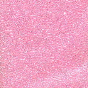 Miyuki Delica Perlen  1,6mm DB0071 transparent rainbow Soft Pink 5gr