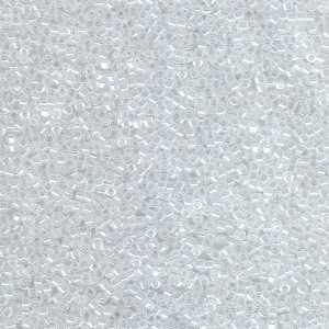 Miyuki Delica Perlen 2,2mm DBM0231 opaque luster White Pearl 7,2 Gr.