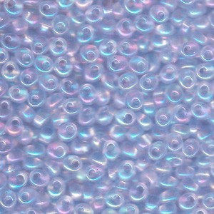 Miyuki Magatama Perlen 4mm 2135 transparent irisierend Pale Blue ca 24gr