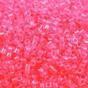 Miyuki Delica Perlen Neon 1,6mm DB2036 luminous Crystal Pink ca 5gr